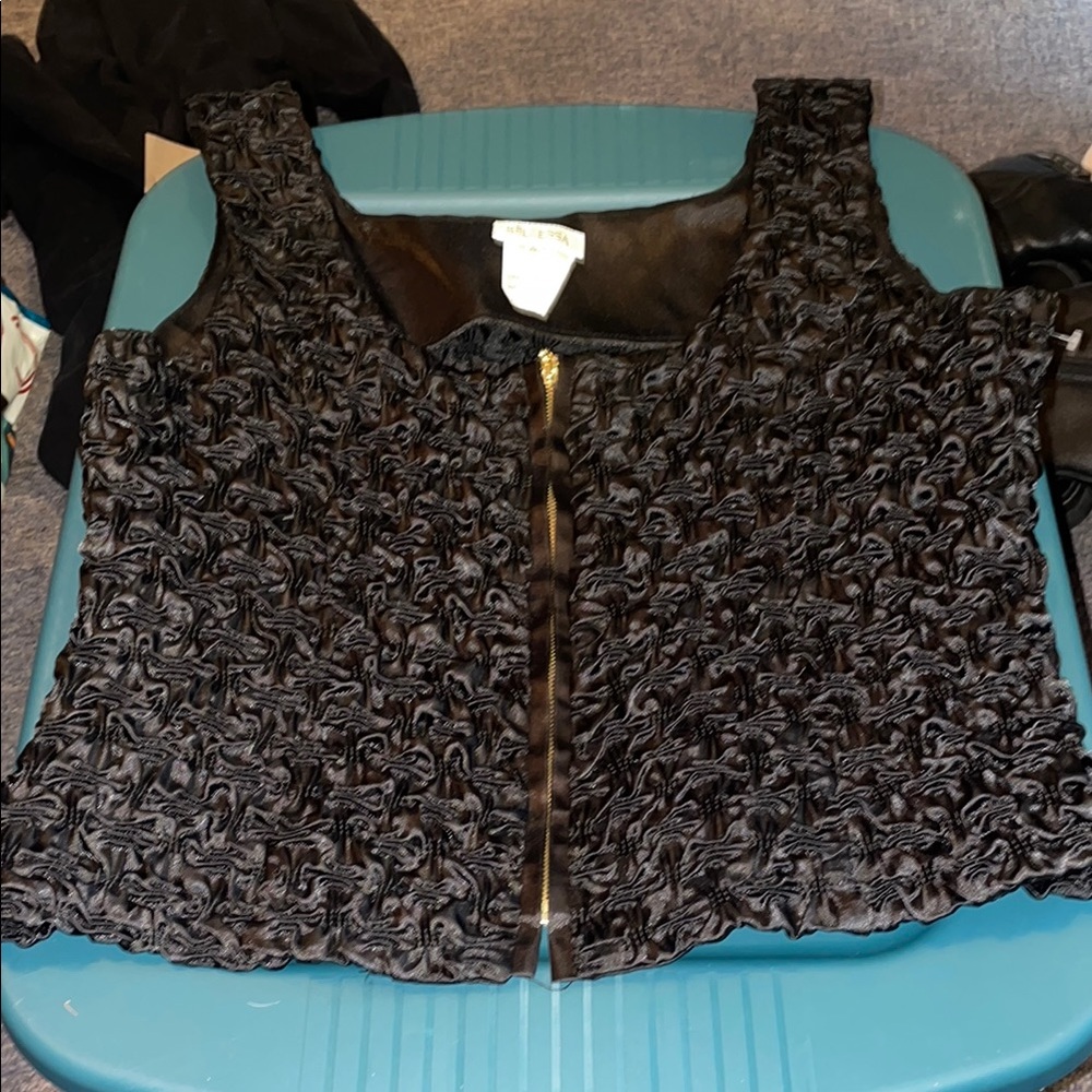 Beautiful Bellessa Black Textured Sleeveless Top sz 14